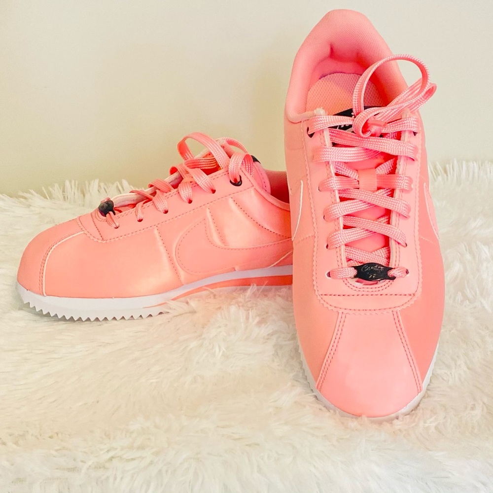 Nike Cortez Basic TXT ‘Valentine’s Day’